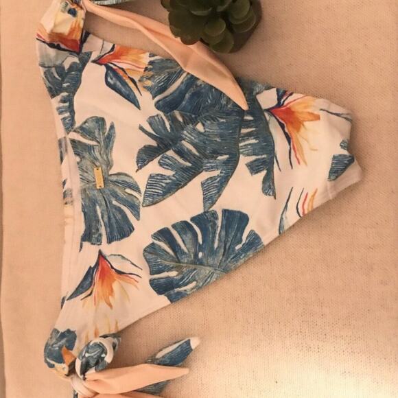 Roxy Banana Leaf Print Side Bowties Bikini Bottoms Size Medium - Picture 2 of 5